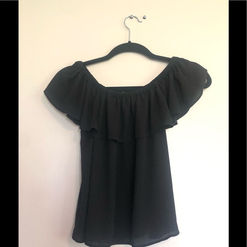 Express off shoulder top XS
